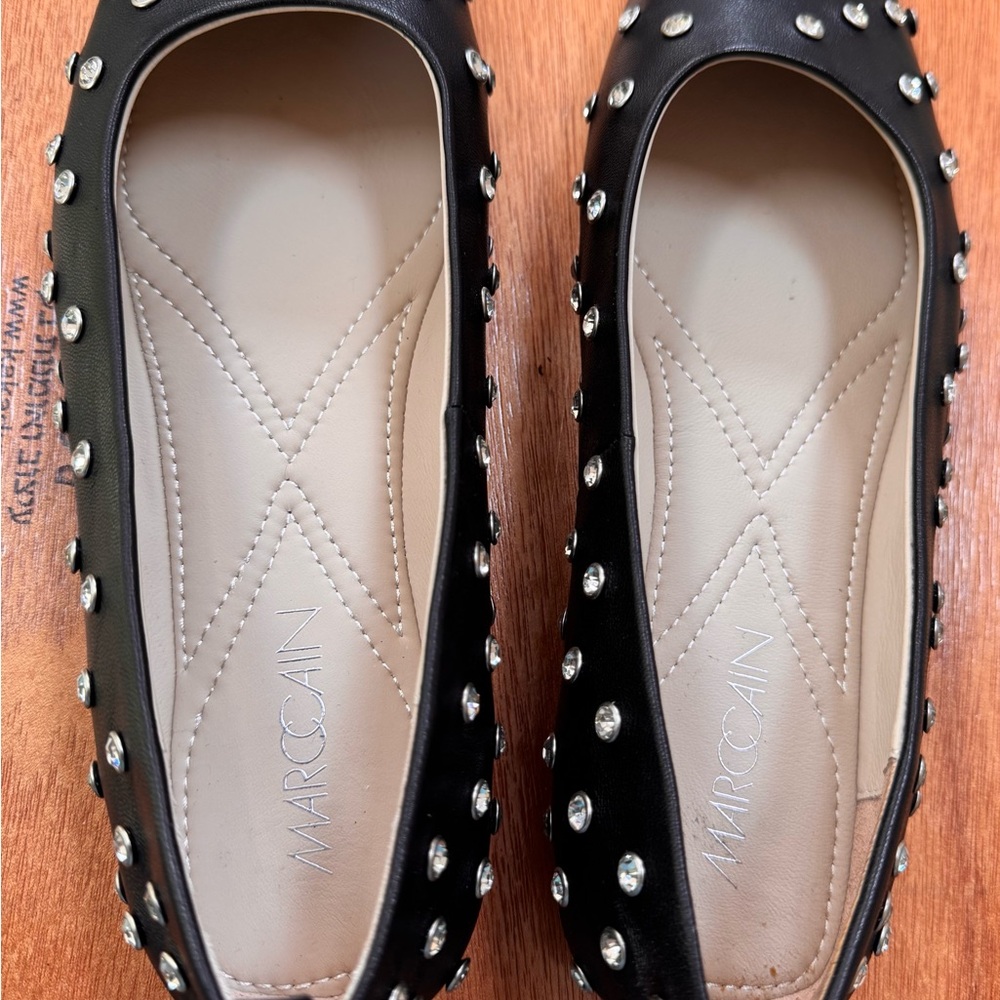 Marc Cain Black Studded Flats